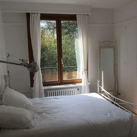 Lovely Flat #buttes Chaumont #sunny
